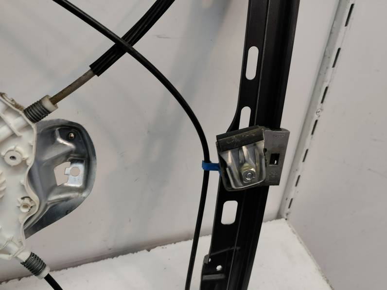 ELEVALUNAS DELANTERO IZQUIERDO MERCEDES CLASE C BERLINA 2007 1.8 (143 CV)