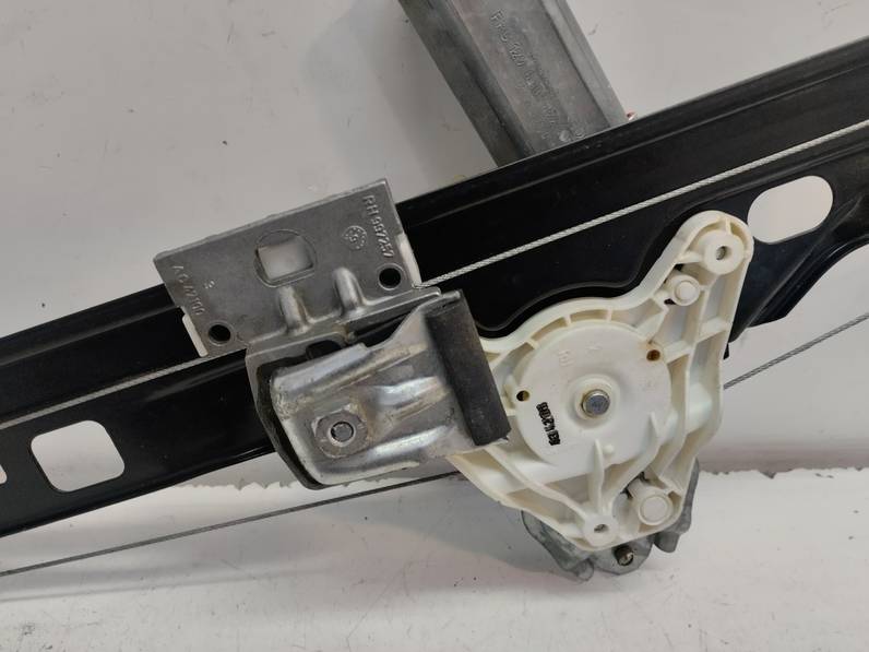 ELEVALUNAS TRASERO DERECHO MERCEDES CLASE C BERLINA 2007 1.8 (143 CV)