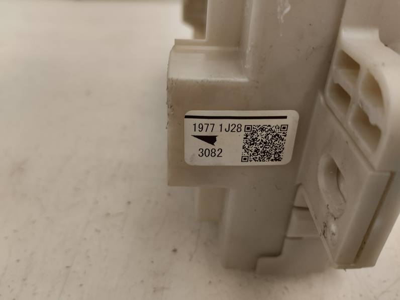 CAJA RELES FUSIBLES MITSUBISHI SPACE STAR 2022 1.2 (80 CV)