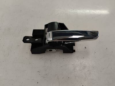 MANETA INTERIOR DELANTERA IZQUIERDA MITSUBISHI SPACE STAR 2022 1.2 (80 CV)