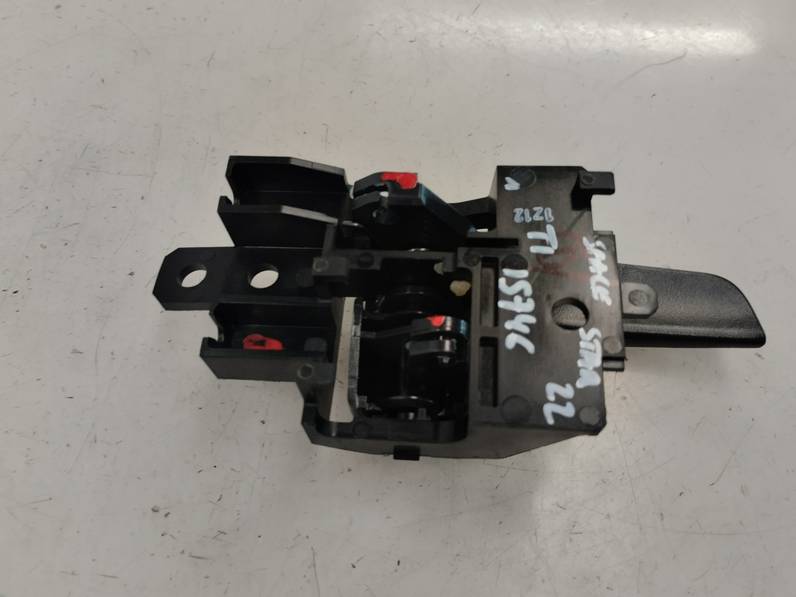 MANETA INTERIOR TRASERA IZQUIERDA MITSUBISHI SPACE STAR 2022 1.2 (80 CV)