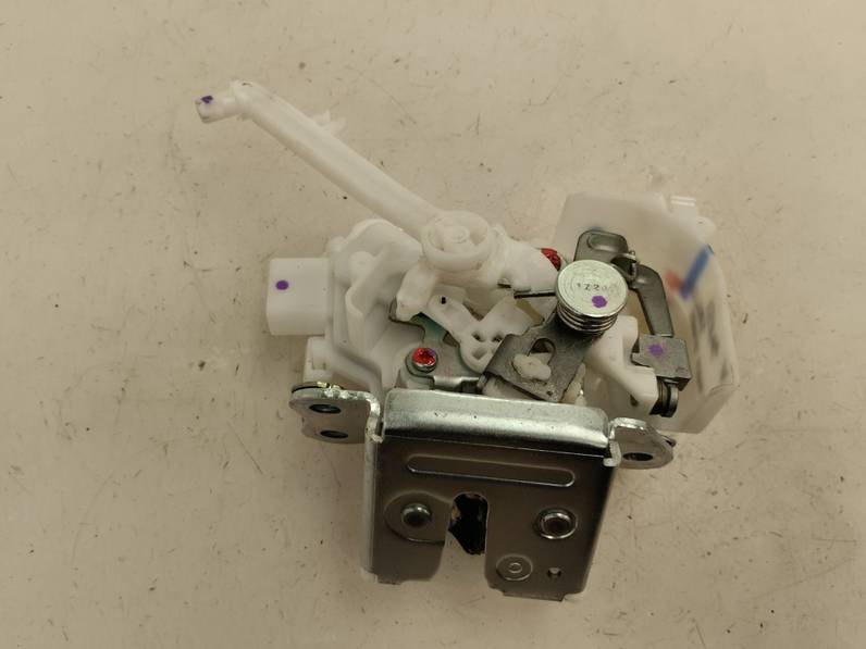 CERRADURA MALETERO PORTON MITSUBISHI SPACE STAR 2022 1.2 (80 CV)