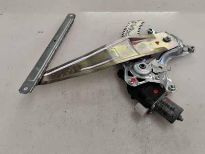 ELEVALUNAS TRASERO IZQUIERDO MITSUBISHI SPACE STAR 2022 1.2 (80 CV)