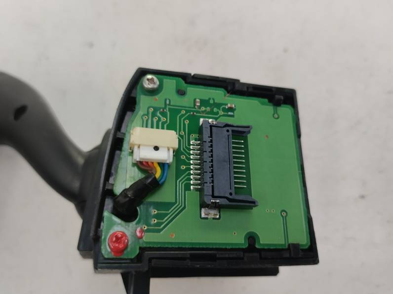 MANDO LIMPIA FORD FOCUS LIM 2011 1.6 TDCI (116 CV)