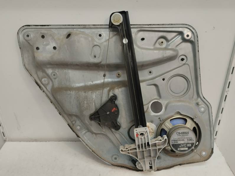 ELEVALUNAS TRASERO DERECHO VOLKSWAGEN GOLF IV BERLINA 1998 1.9 TDI (90 CV)