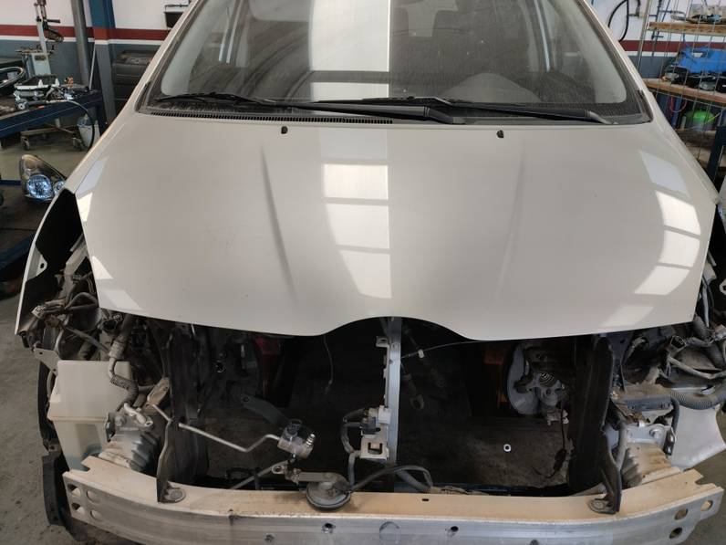 CAPOT TOYOTA COROLLA VERSO 2007 1.8 16V (129 CV)