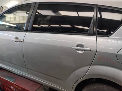 PUERTA TRASERA IZQUIERDA TOYOTA COROLLA VERSO 2007 1.8 16V (129 CV)