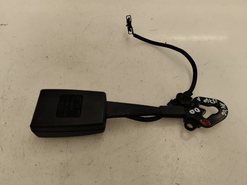 CINTURON SEGURIDAD DELANTERO DERECHO AUDI A4 BERLINA 2006 2.0 TDI (140 CV)