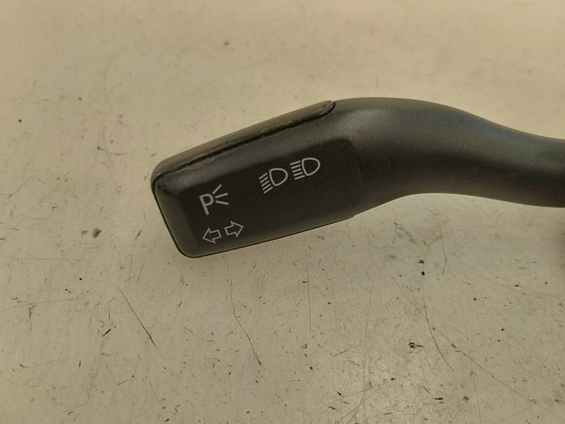 MANDO INTERMITENTES AUDI A4 BERLINA 2006 2.0 TDI (140 CV)