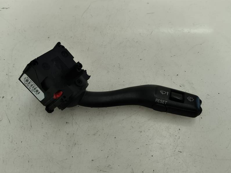 MANDO LIMPIA AUDI A4 BERLINA 2006 2.0 TDI (140 CV)