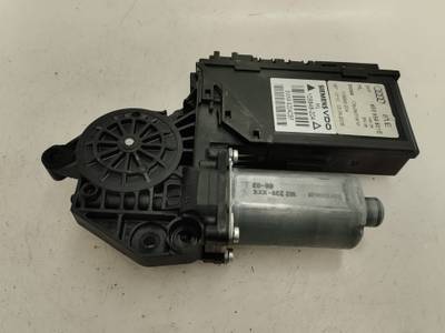 MOTOR ELEVALUNAS TRASERO IZQUIERDO AUDI A4 BERLINA 2006 2.0 TDI (140 CV)