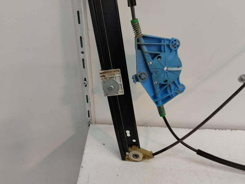 ELEVALUNAS DELANTERO DERECHO AUDI A4 BERLINA 2006 2.0 TDI (140 CV)