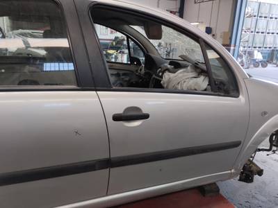 PUERTA DELANTERA DERECHA CITROEN C3 2003 1.4 HDI (68 CV)