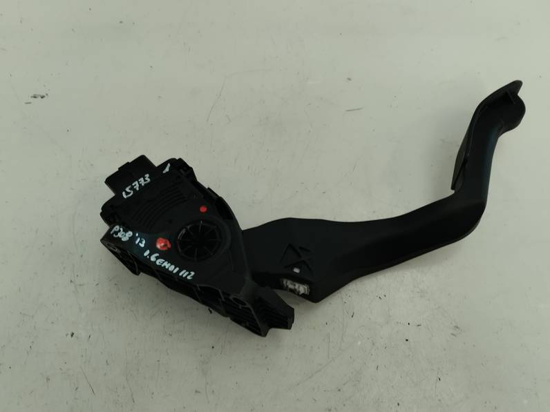 POTENCIOMETRO PEDAL PEUGEOT 308 2013 1.6 HDI FAP (112 CV)