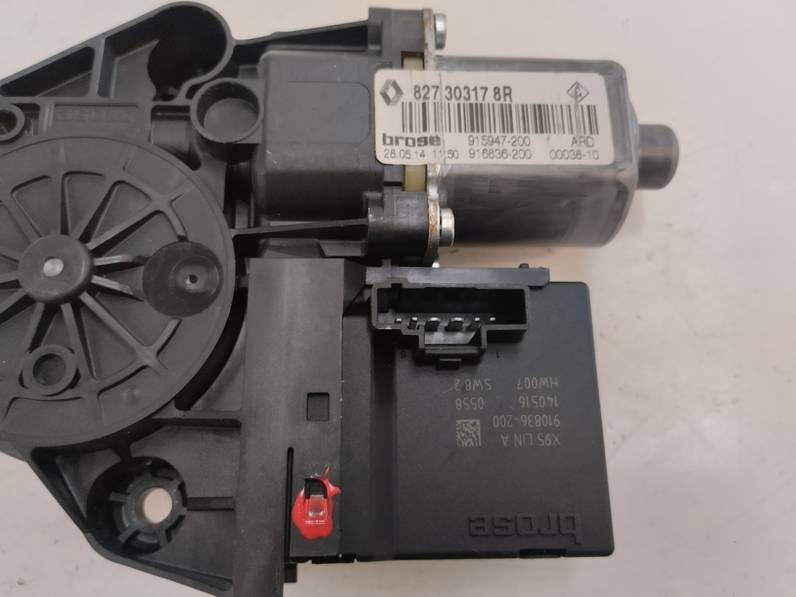 MOTOR ELEVALUNAS TRASERO DERECHO RENAULT SCENIC III 2012 1.5 DCI D FAP (110 CV)