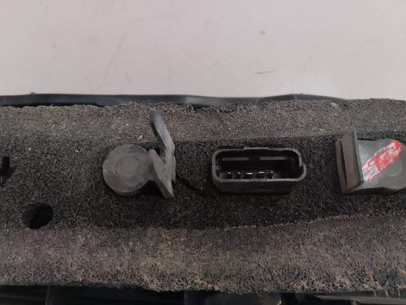 PILOTO TRASERO IZQUIERDO NISSAN MICRA 2003 1.2 (80 CV)