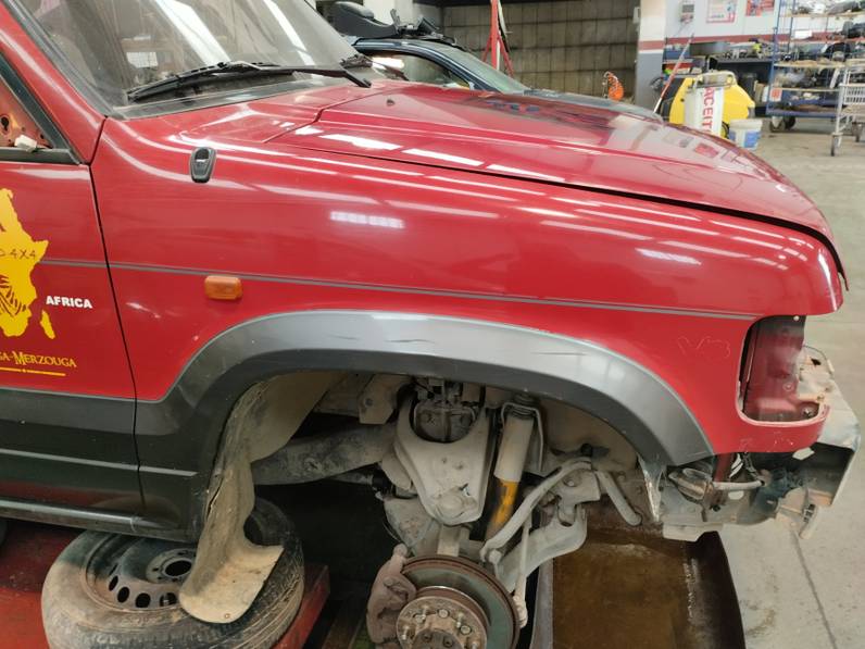 ALETA DELANTERA DERECHA OPEL MONTEREY 1992 3.2 V6 (177 CV)