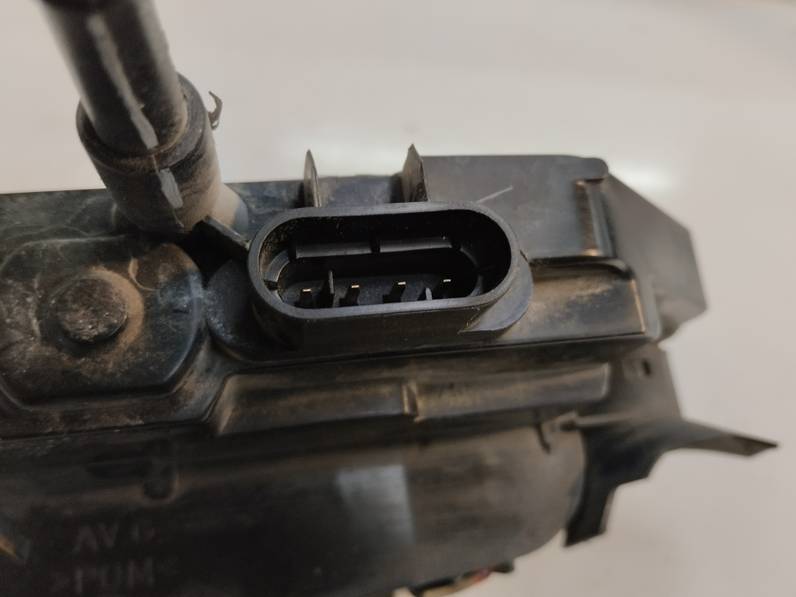 CERRADURA PUERTA DELANTERA IZQUIERDA RENAULT MEGANE II BERLINA 5P 2004 1.9 DCI D (120 CV)