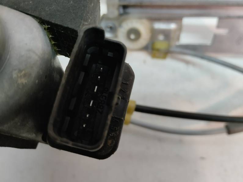 ELEVALUNAS DELANTERO DERECHO RENAULT MEGANE II BERLINA 5P 2004 1.9 DCI D (120 CV)