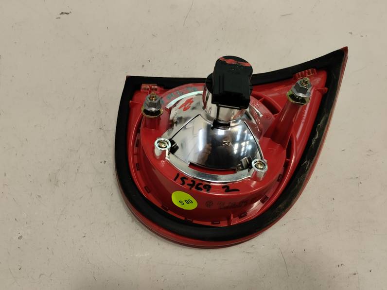 PILOTO TRASERO DERECHO INTERIOR VOLKSWAGEN GOLF V BERLINA 2004 2.0 16V FSI (150 CV)