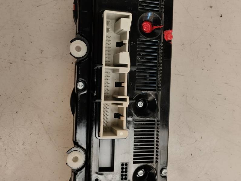 MANDO CLIMATIZADOR VOLKSWAGEN GOLF V BERLINA 2004 2.0 16V FSI (150 CV)