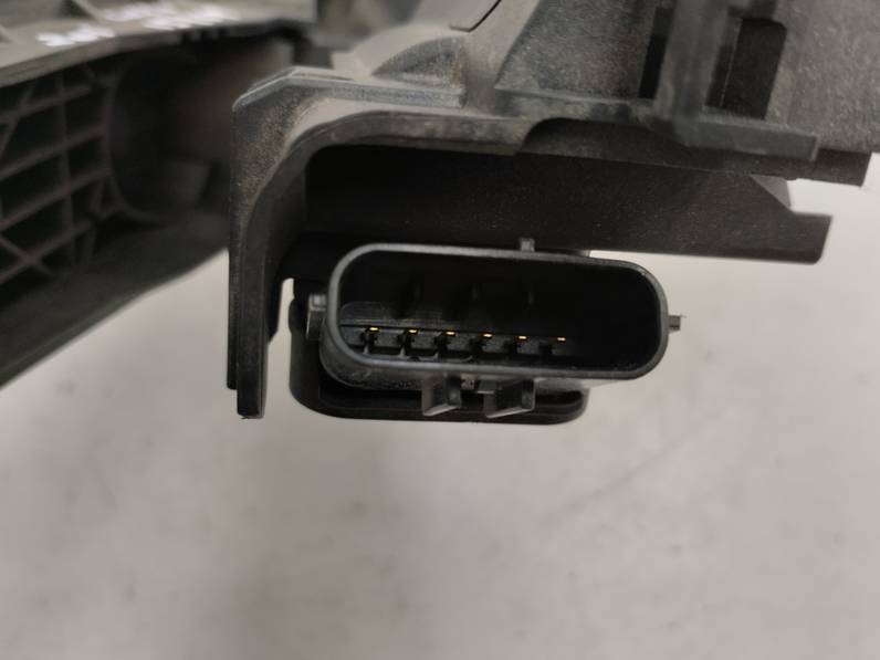 POTENCIOMETRO PEDAL VOLKSWAGEN GOLF V BERLINA 2004 2.0 16V FSI (150 CV)