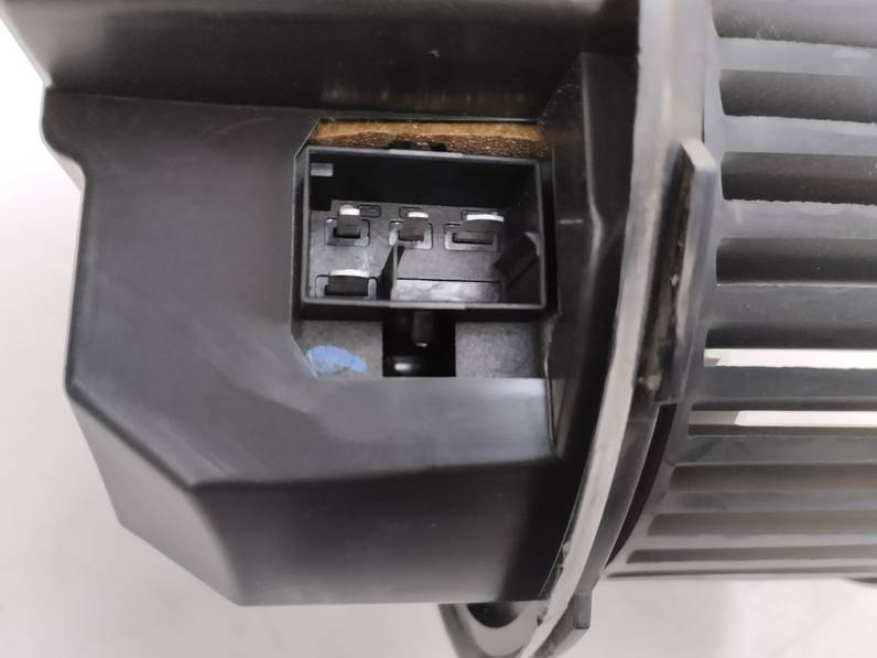 MOTOR CALEFACCION VOLKSWAGEN GOLF V BERLINA 2004 2.0 16V FSI (150 CV)