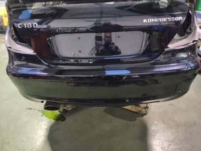 PARAGOLPES TRASERO MERCEDES CLASE C SPORTCOUPE 2006 1.8 (143 CV)