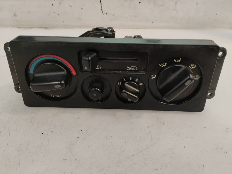 MANDO CALEFACCION AIRE ACONDICIONADO OPEL MONTEREY 1992 3.2 V6 (177 CV)