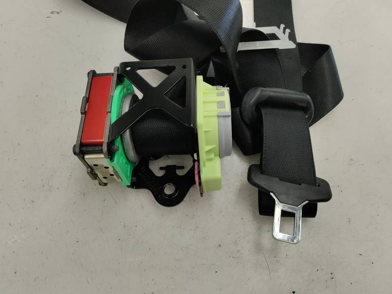 CINTURON SEGURIDAD DELANTERO DERECHO MERCEDES CLASE C SPORTCOUPE 2006 1.8 (143 CV)