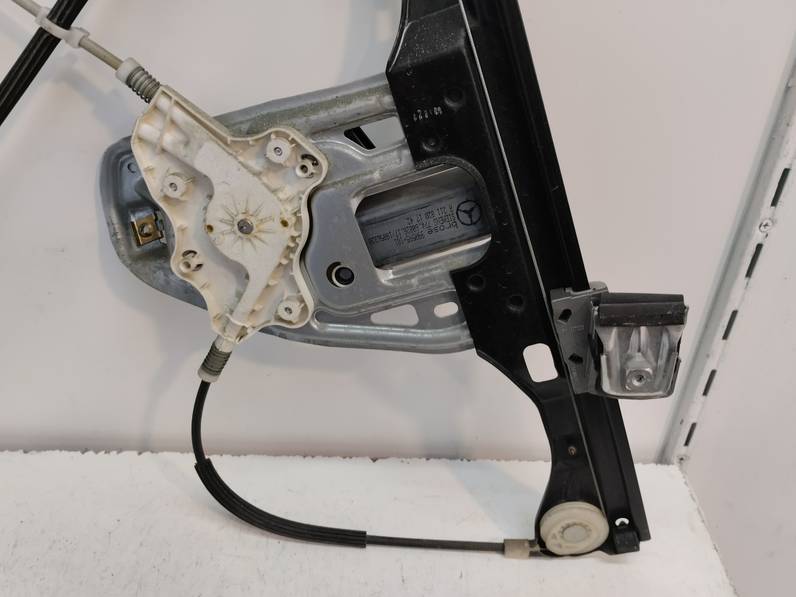 ELEVALUNAS DELANTERO DERECHO MERCEDES CLASE C SPORTCOUPE 2006 1.8 (143 CV)