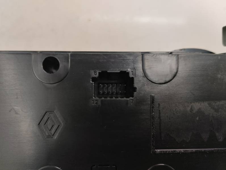 MANDO CLIMATIZADOR DACIA SANDERO 2019 0.9 TCE (90 CV)