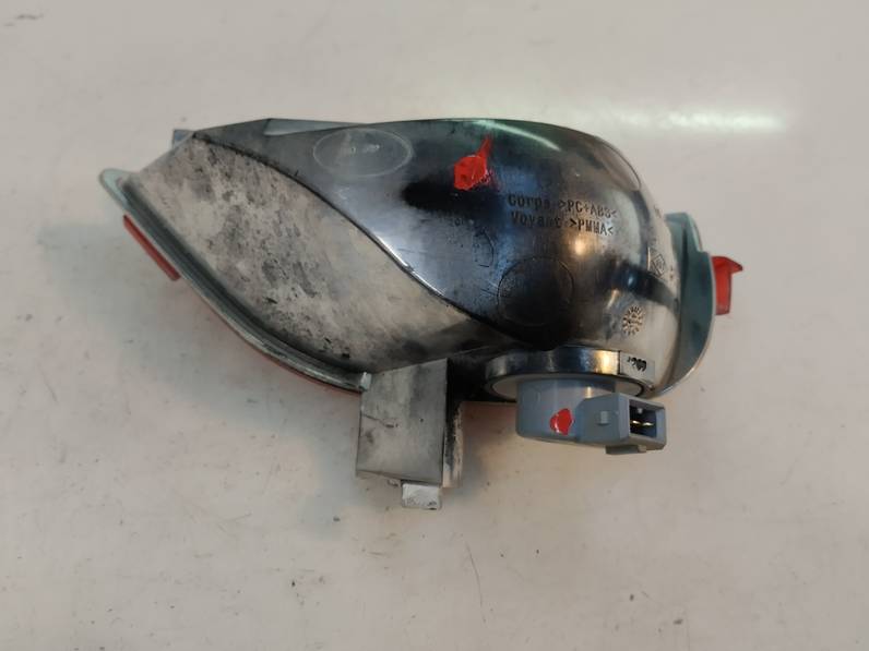 PILOTO TRASERO IZQUIERDO DACIA SANDERO 2019 0.9 TCE (90 CV)