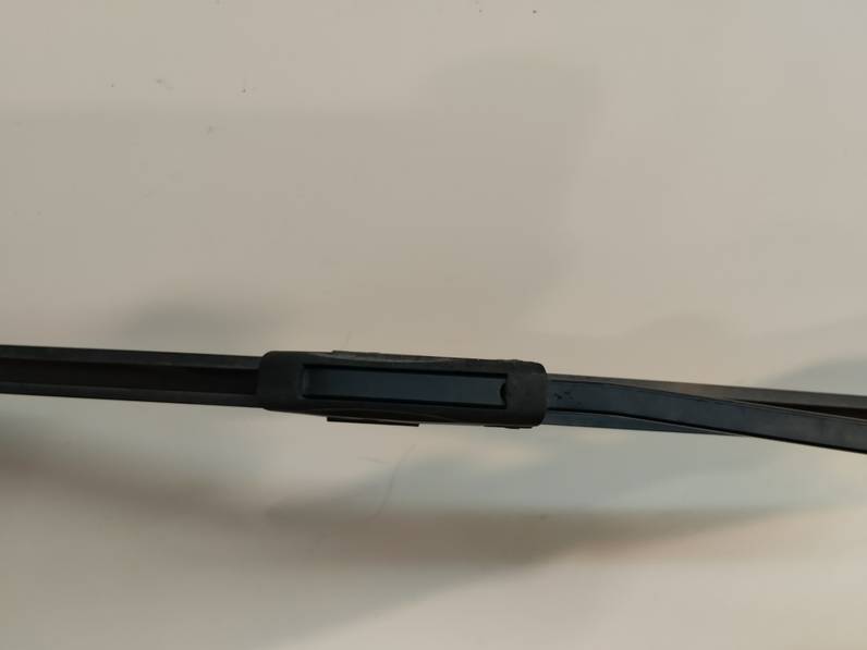 BRAZO LIMPIA DELANTERO DERECHO DACIA SANDERO 2019 0.9 TCE (90 CV)