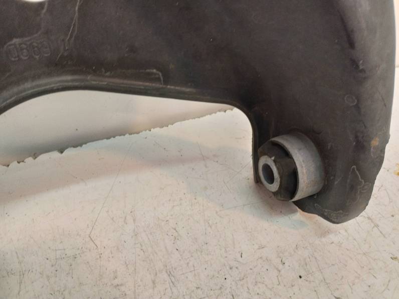 BRAZO SUSPENSION INFERIOR DELANTERO DERECHO DACIA SANDERO 2019 0.9 TCE (90 CV)