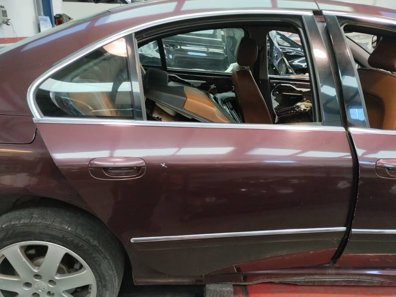 PUERTA TRASERA DERECHA PEUGEOT 607 2005 2.7 HDI FAP (204 CV)