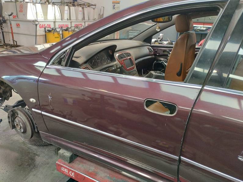 PUERTA DELANTERA IZQUIERDA PEUGEOT 607 2005 2.7 HDI FAP (204 CV)