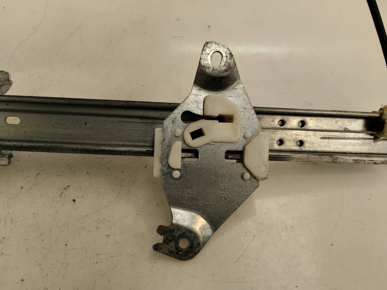 ELEVALUNAS TRASERO DERECHO NISSAN QASHQAI 2008 2.0 DCI TURBODIESEL (150 CV)