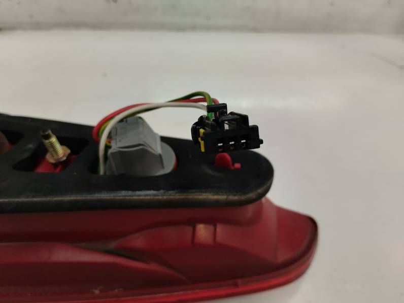 PILOTO TRASERO IZQUIERDO INTERIOR PEUGEOT 607 2005 2.7 HDI FAP (204 CV)