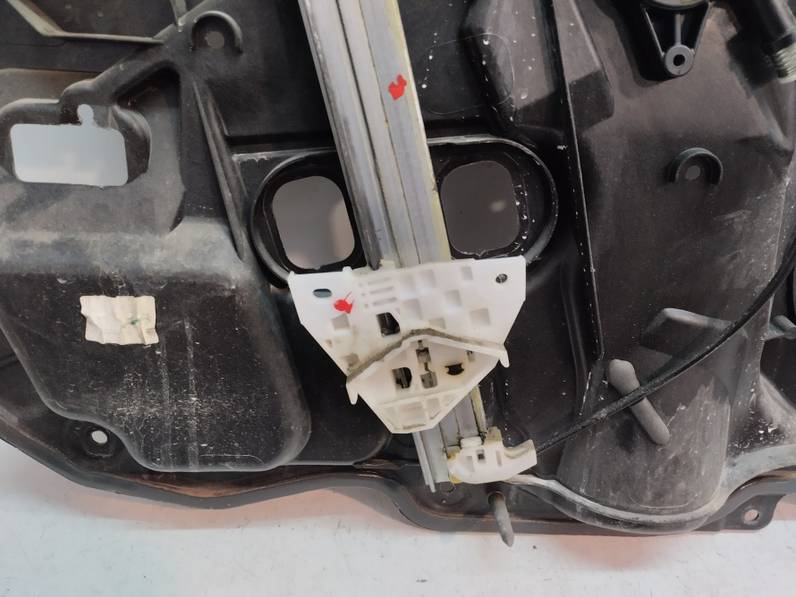 ELEVALUNAS DELANTERO DERECHO MAZDA 3 BERLINA 2006 1.6 CD D (109 CV)