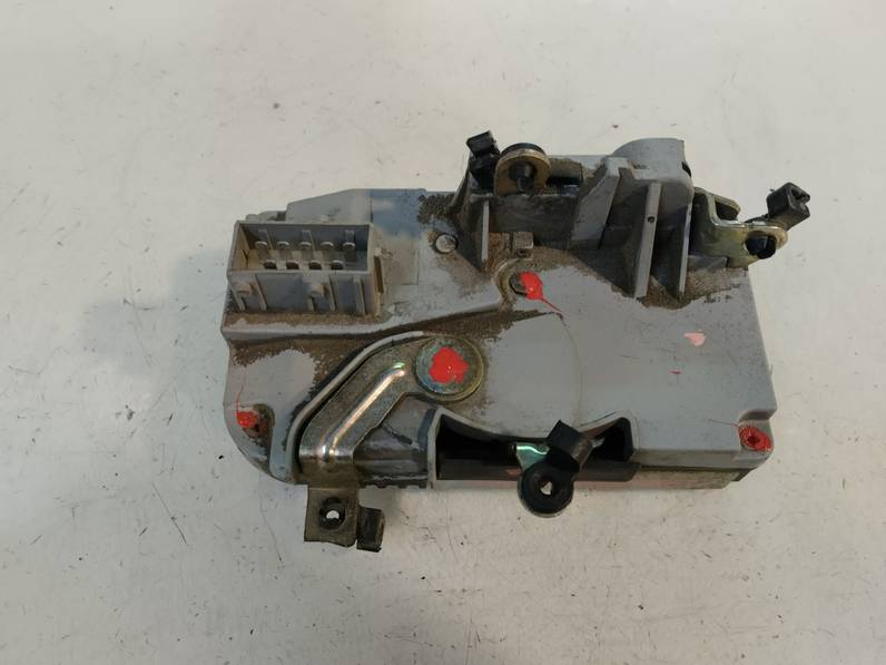 CERRADURA PUERTA DELANTERA DERECHA PEUGEOT 406 BERLINA 1997 1.9 TURBODIESEL (90 CV)