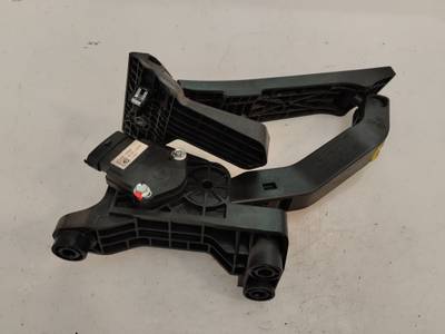 POTENCIOMETRO PEDAL KIA CARENS 2015 1.7 CRDI (116 CV)
