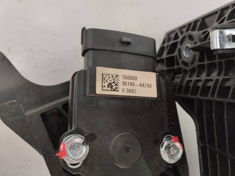 POTENCIOMETRO PEDAL KIA CARENS 2015 1.7 CRDI (116 CV)