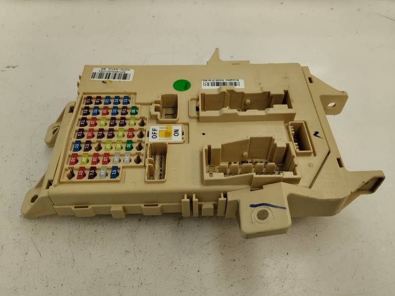 CAJA RELES FUSIBLES KIA CARENS 2015 1.7 CRDI (116 CV)