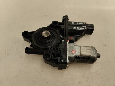 MOTOR ELEVALUNAS DELANTERO DERECHO KIA CARENS 2015 1.7 CRDI (116 CV)