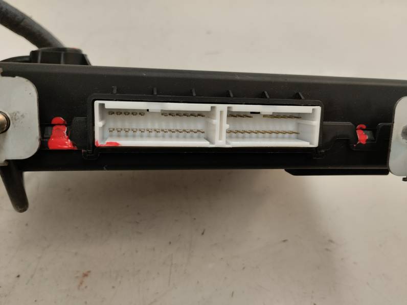 CAJA RELES FUSIBLES KIA CARENS 2015 1.7 CRDI (116 CV)