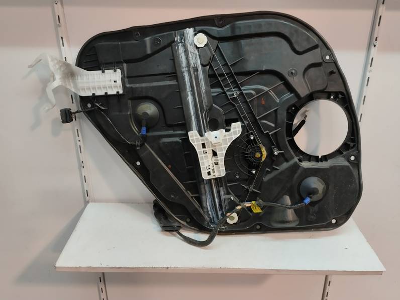 ELEVALUNAS TRASERO DERECHO KIA CARENS 2015 1.7 CRDI (116 CV)