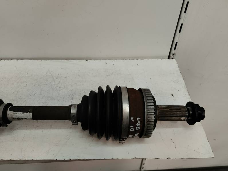 TRANSMISION DELANTERA IZQUIERDA KIA CARENS 2015 1.7 CRDI (116 CV)