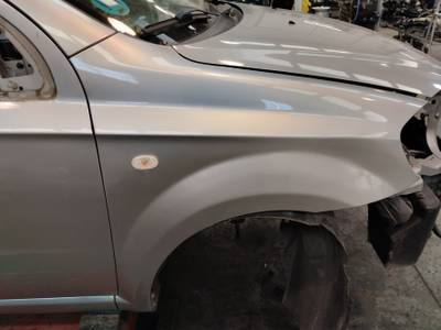 ALETA DELANTERA DERECHA CHEVROLET AVEO 2011 1.4 (101 CV)