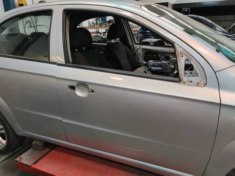 PUERTA DELANTERA DERECHA CHEVROLET AVEO 2011 1.4 (101 CV)